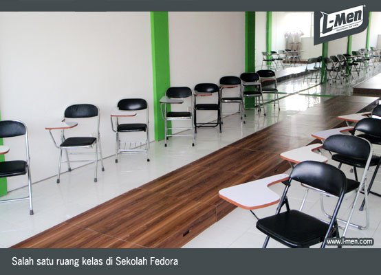 Salah satu ruang kelas di Sekolah Fedora Salah satu ruang kelas di Sekolah Fedora