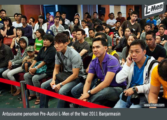 Antusiasme penonton Pre-Audisi L-Men of the Year 2011 Ambon
