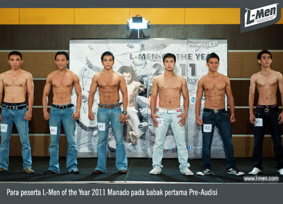 Para peserta L-Men of the Year 2011 Manado pada babak pertama Pre-Audisi