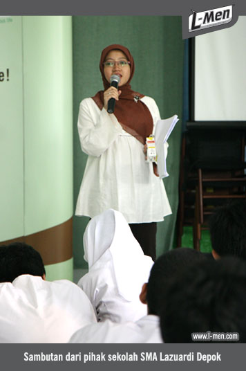 Sambutan dari pihak sekolah SMA Lazuardi Depok