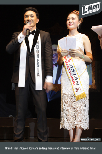 Grand Final: Steven Yoswara sedang menjawab interview di malam Grand Final