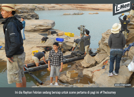 Ini dia Rayhan Febrian sedang bersiap untuk scene pertama di pagi ini #TheJourney