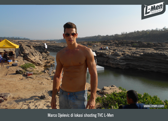 Marco Djelevic di lokasi shooting TVC L-Men Marco Djelevic di lokasi shooting TVC L-Men