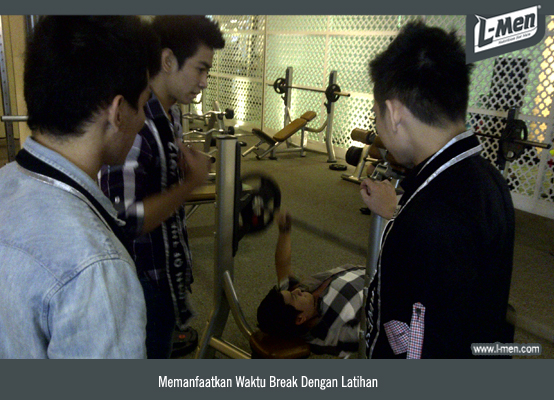 Memanfaatkan Waktu Break Dengan Latihan
