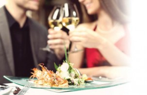 romantic-dinner-survival-guide romantic-dinner-survival-guide