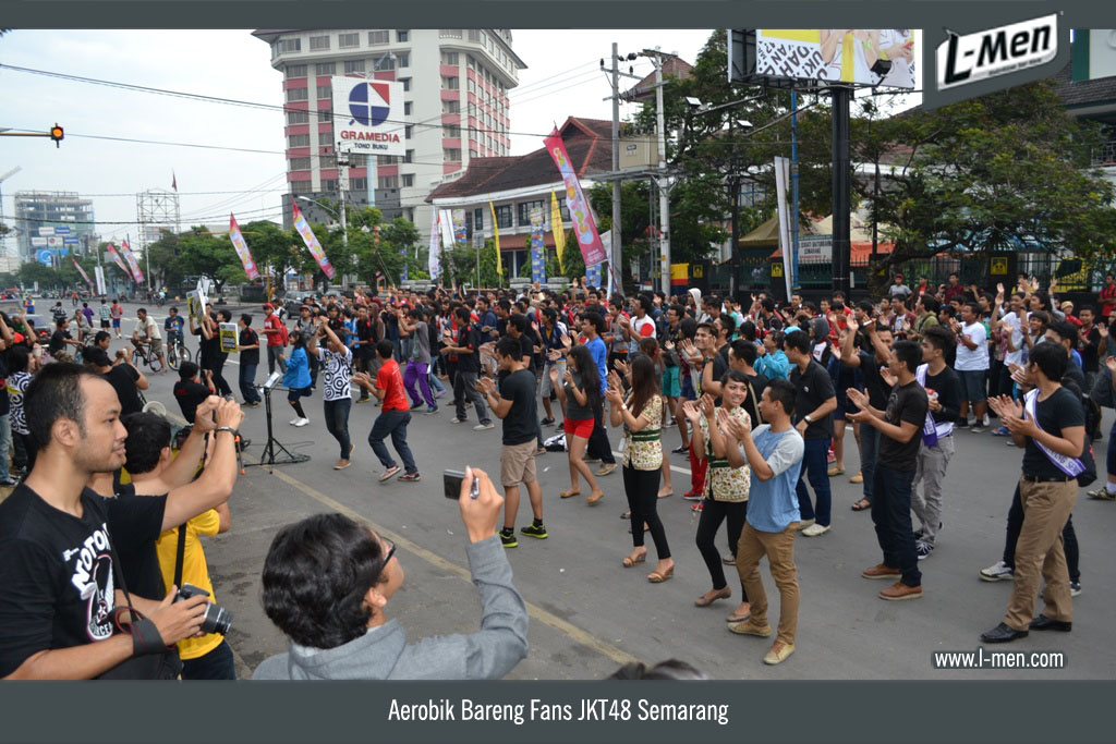 Aerobik Bareng Fans JKT48 Semarang