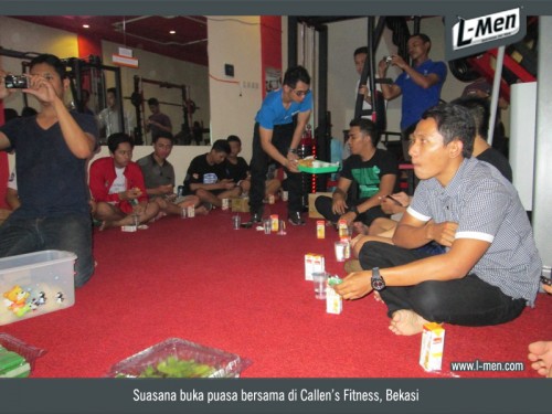Suasana buka puasa bersama di Callen’s Fitness, Bekasi