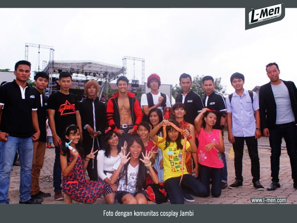 Foto dengan komunitas cosplay Jambi