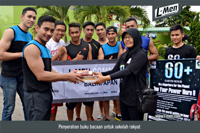 Penyerahan buku baca#571A48