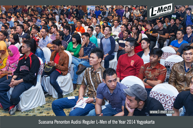 Suasana-Penonton-Audisi-Reguler-L-Men-of-the-Year-2014-Yogyakarta